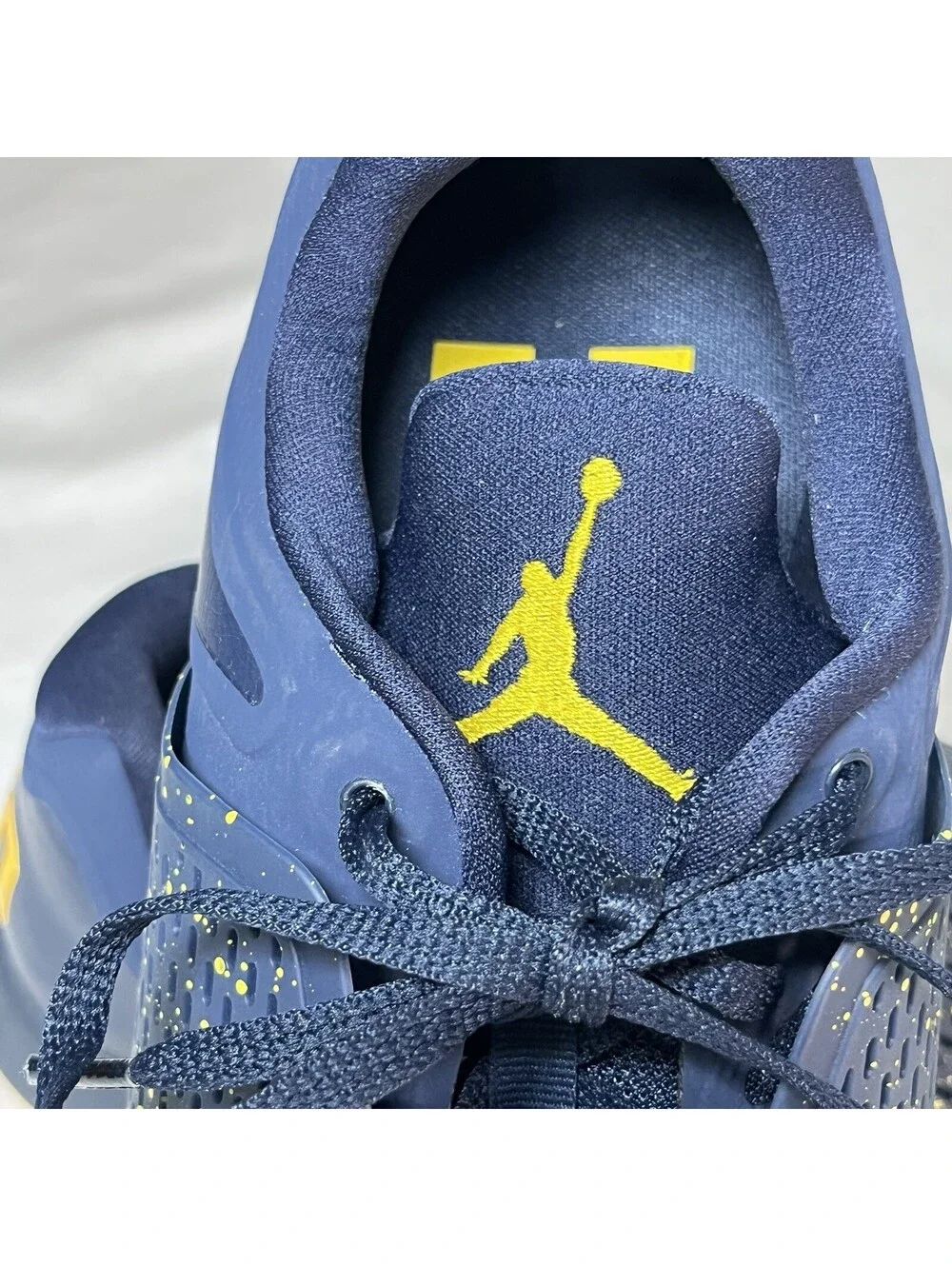 Nike Air Jordan Grind 2 Michigan Wolverines Sneakers Men's Size 13